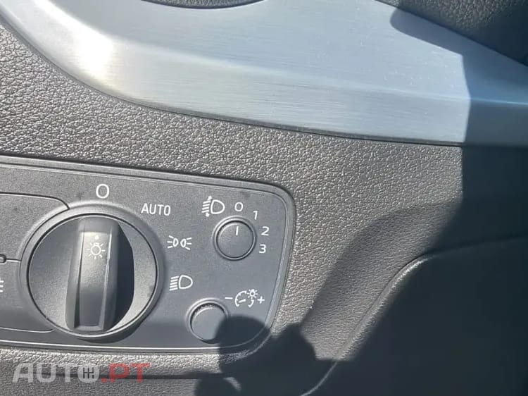 Audi Q2 1.6 TDI Design S tronic