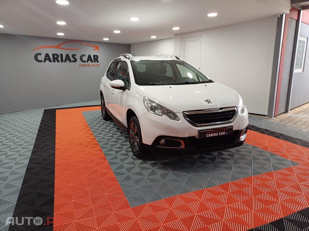 Peugeot 2008 1.2 PureTech Allure