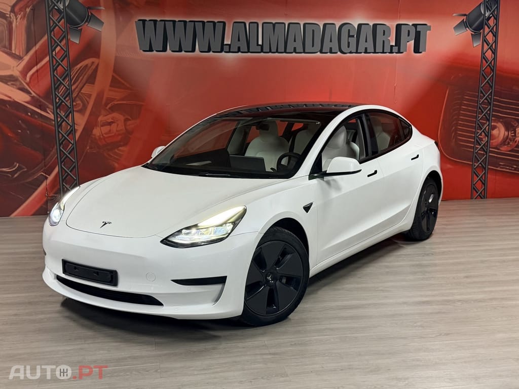 Tesla Model 3 Tração Traseira