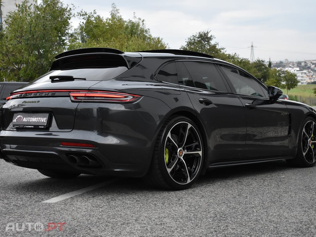 Porsche Panamera ST 4 E-Hybrid