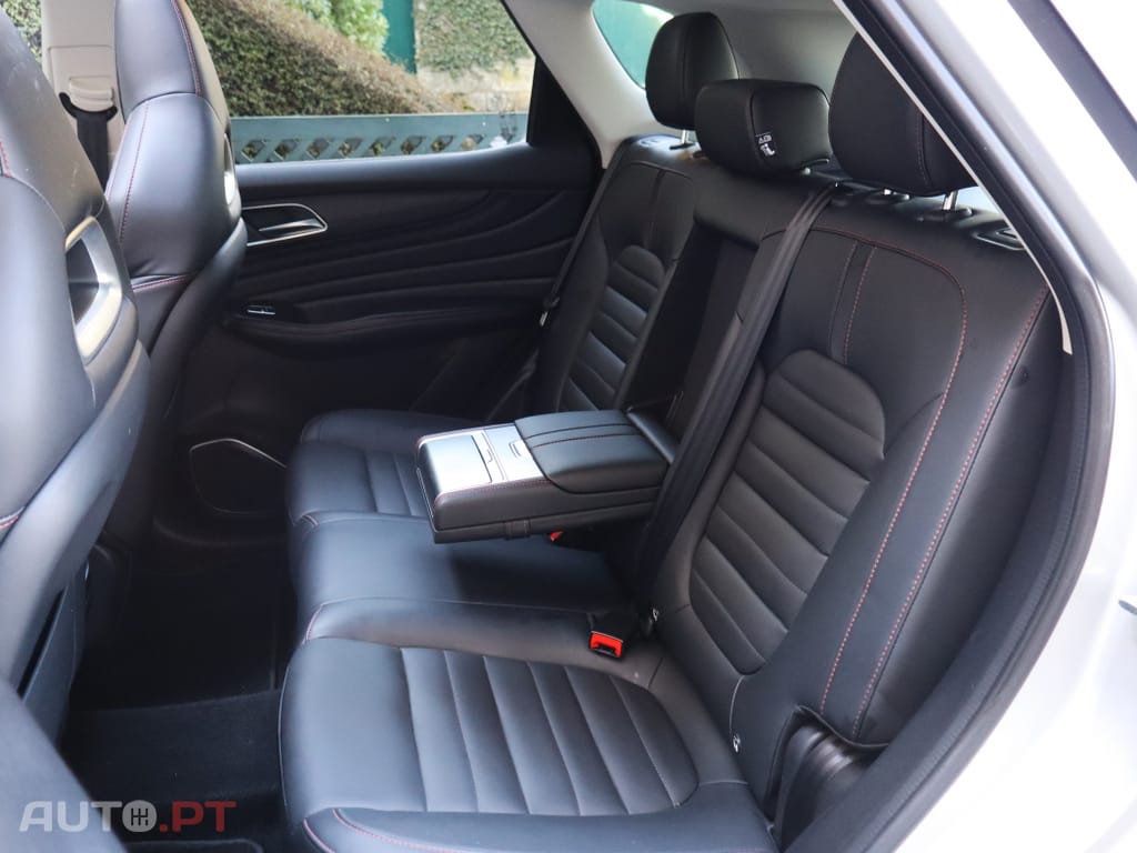 MG EHS 1.5 T-GDI Plug-in Hybrid Luxury