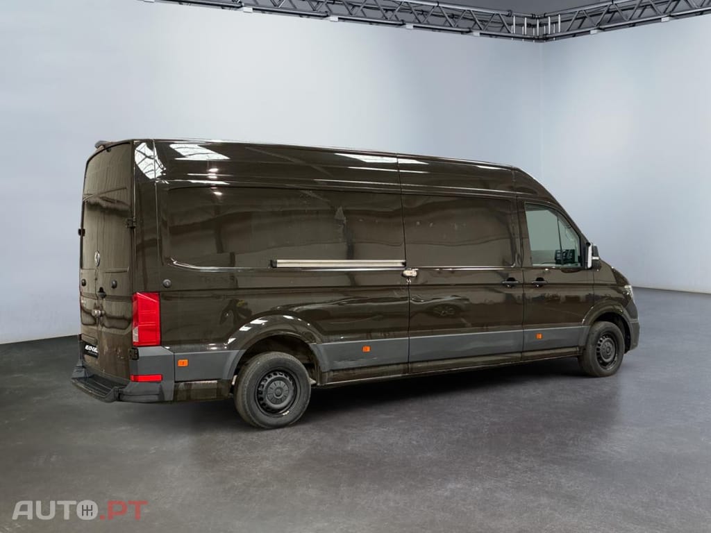 Volkswagen Crafter 35 2.0 TDI L4H3 Aut. Business