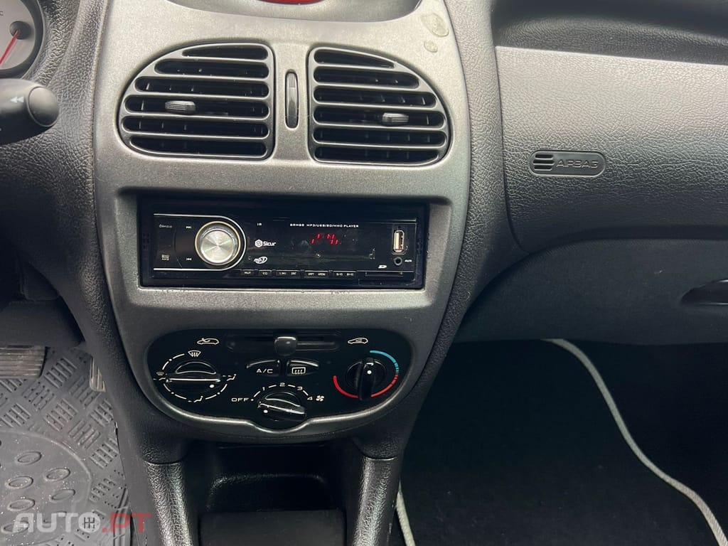 Peugeot 206 2.0 HDi XS