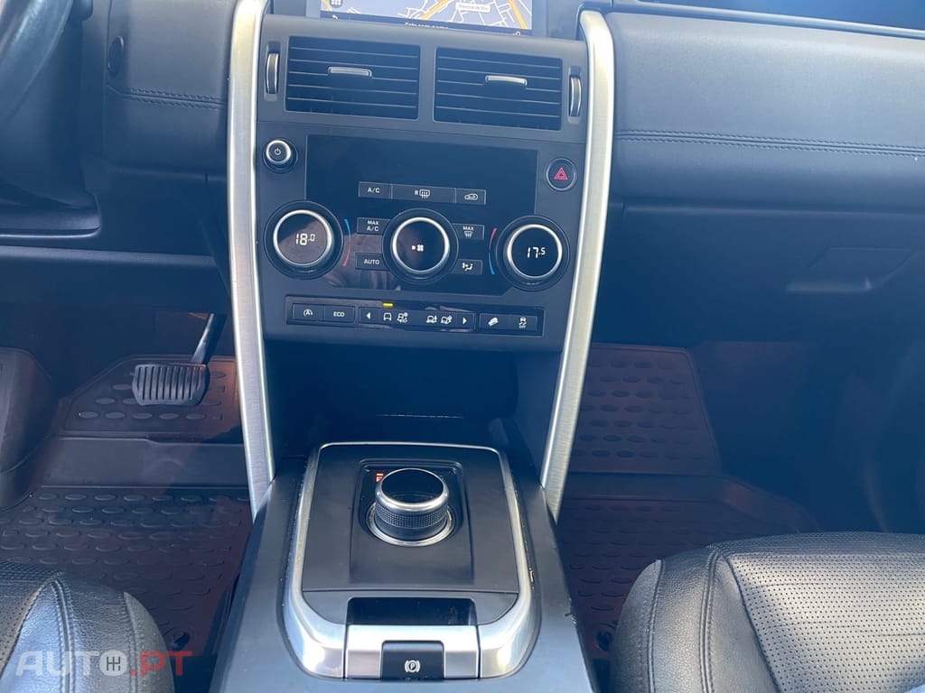 Land Rover Discovery Sport 2.0 TD4 HSE Luxury 7L Auto