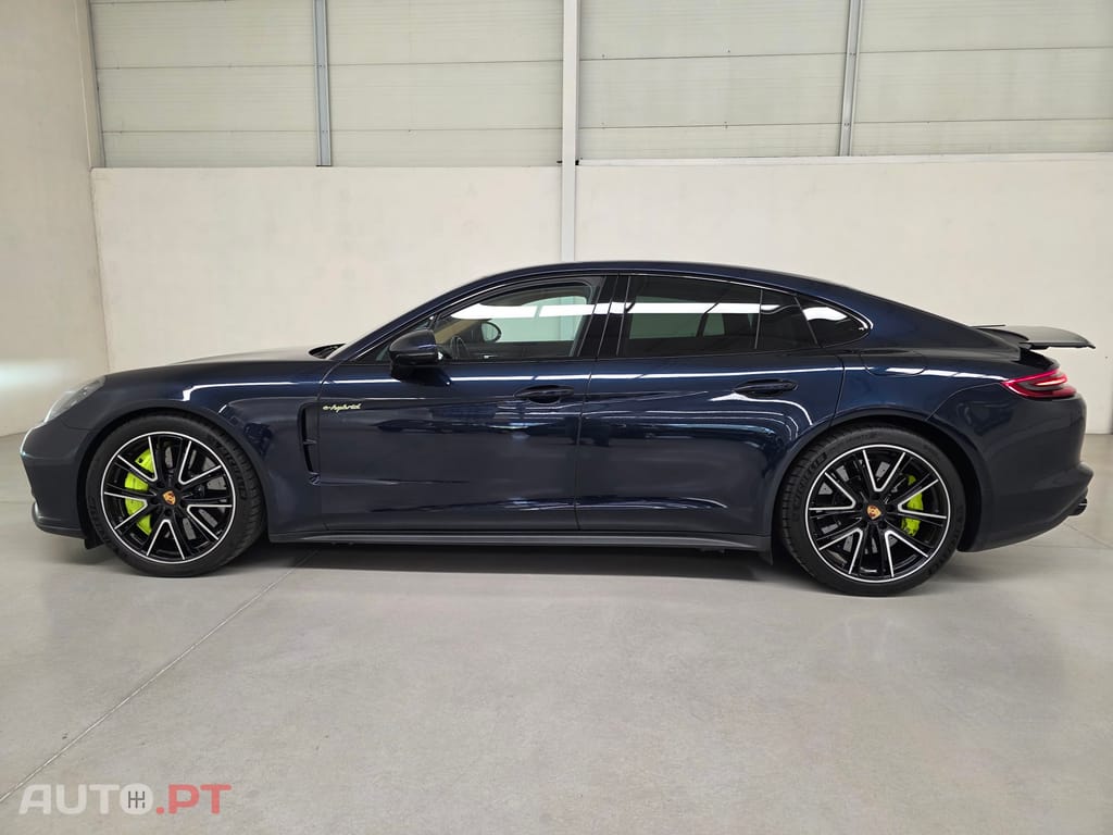 Porsche Panamera Turbo S e-hybrid Exclusive