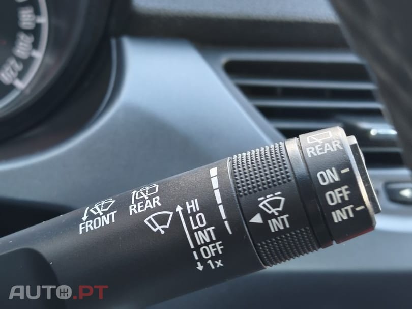 Opel Corsa 1.2 Color Edition