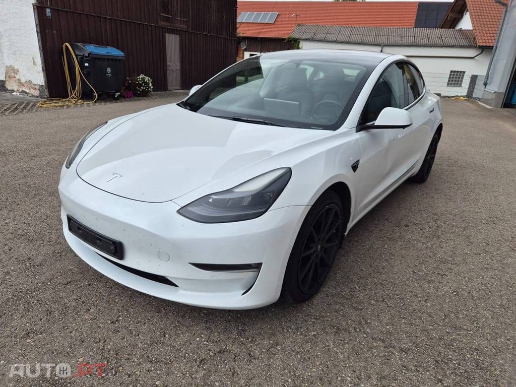 Tesla Model 3 Performance Dual Motor AWD