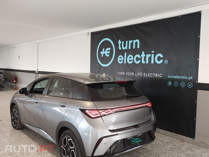 BYD Dolphin 60.4 kWh Comfort — fotografia 3