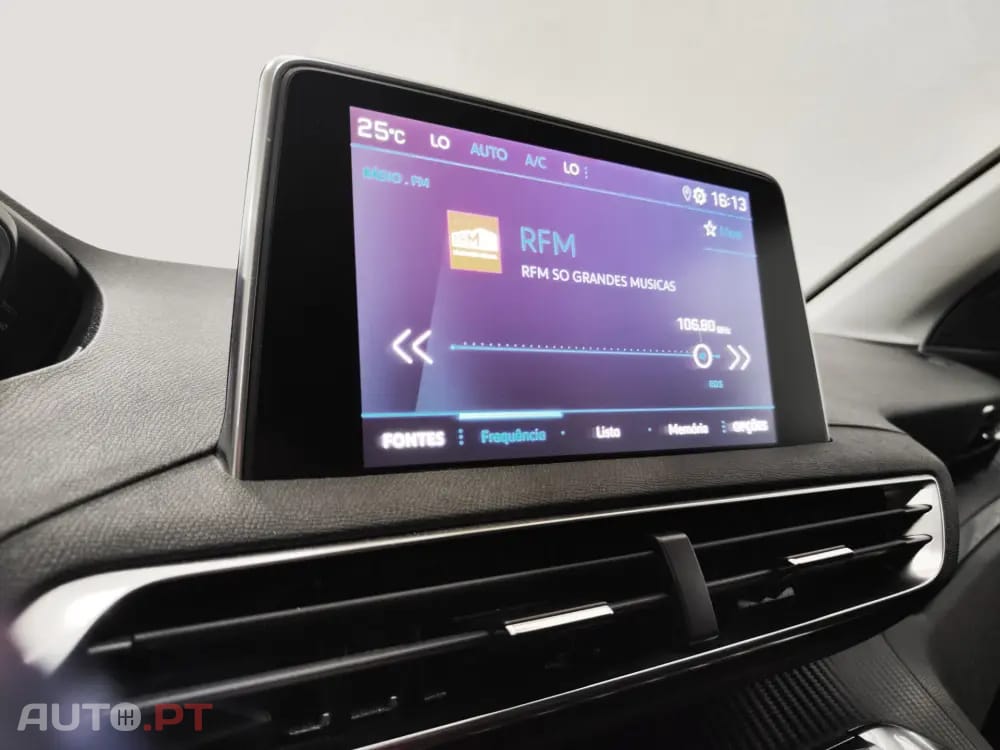 Peugeot 3008 1.5 BlueHDi Active