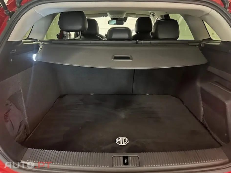 MG MG5 61 kWh Luxury