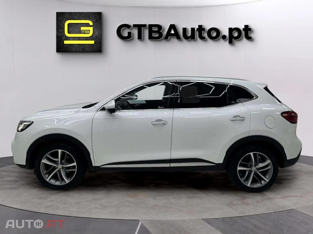 MG EHS 1.5 T-GDI PHEV LUXURY