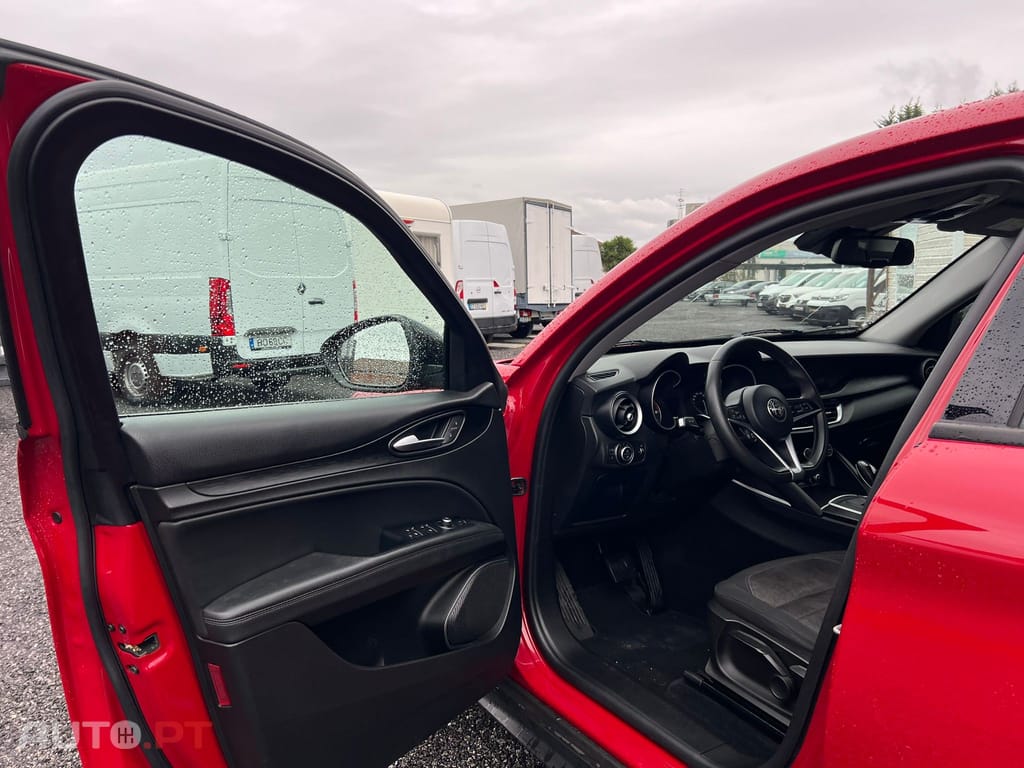 Alfa Romeo Stelvio 2.2 D Super AT8