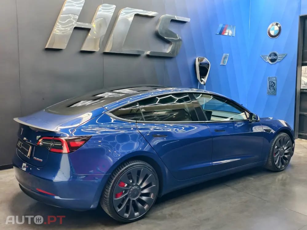 Tesla Model 3 Performance Tração Integral