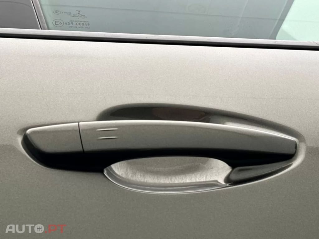 Peugeot 5008 BlueHDI 130 EAT8 Allure