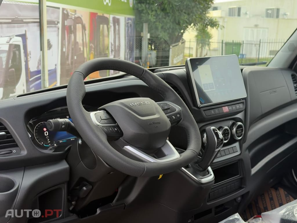 Iveco Daily L 5  H 3  MOTOR 3.0  180 CAVALOS