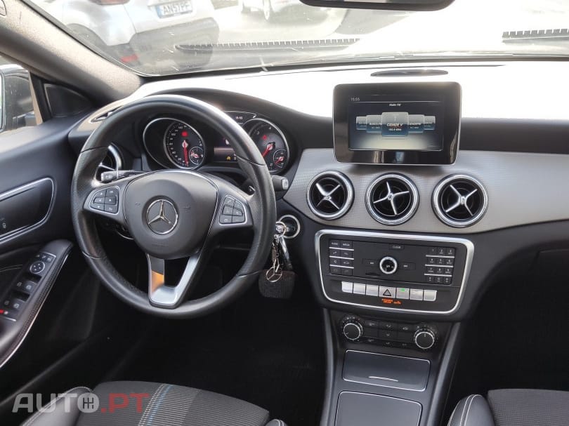 Mercedes-Benz CLA 180 d Shooting Brake Urban Aut.