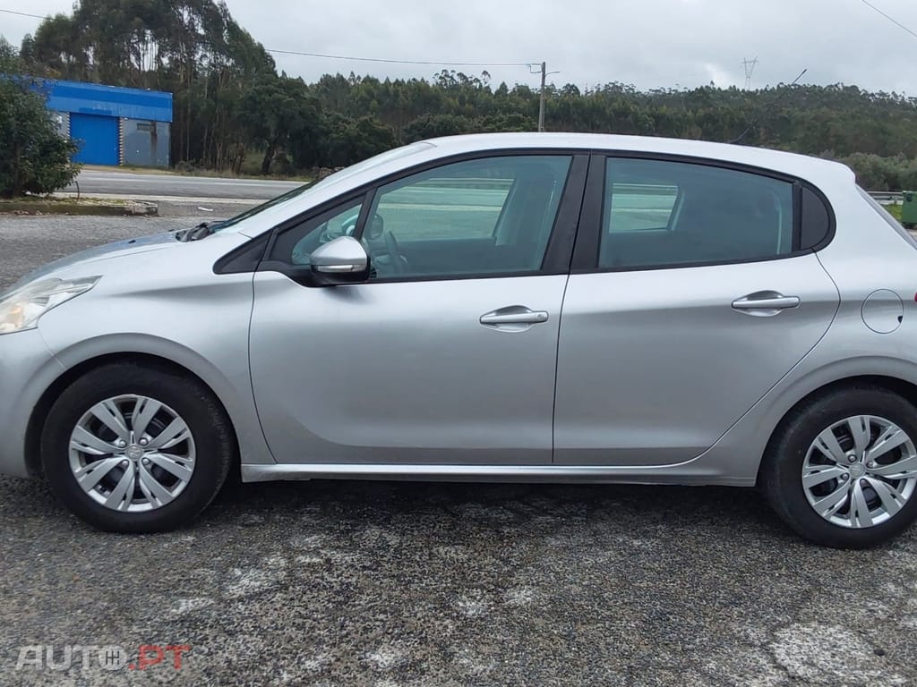 Peugeot 208 1.4 HDi Active