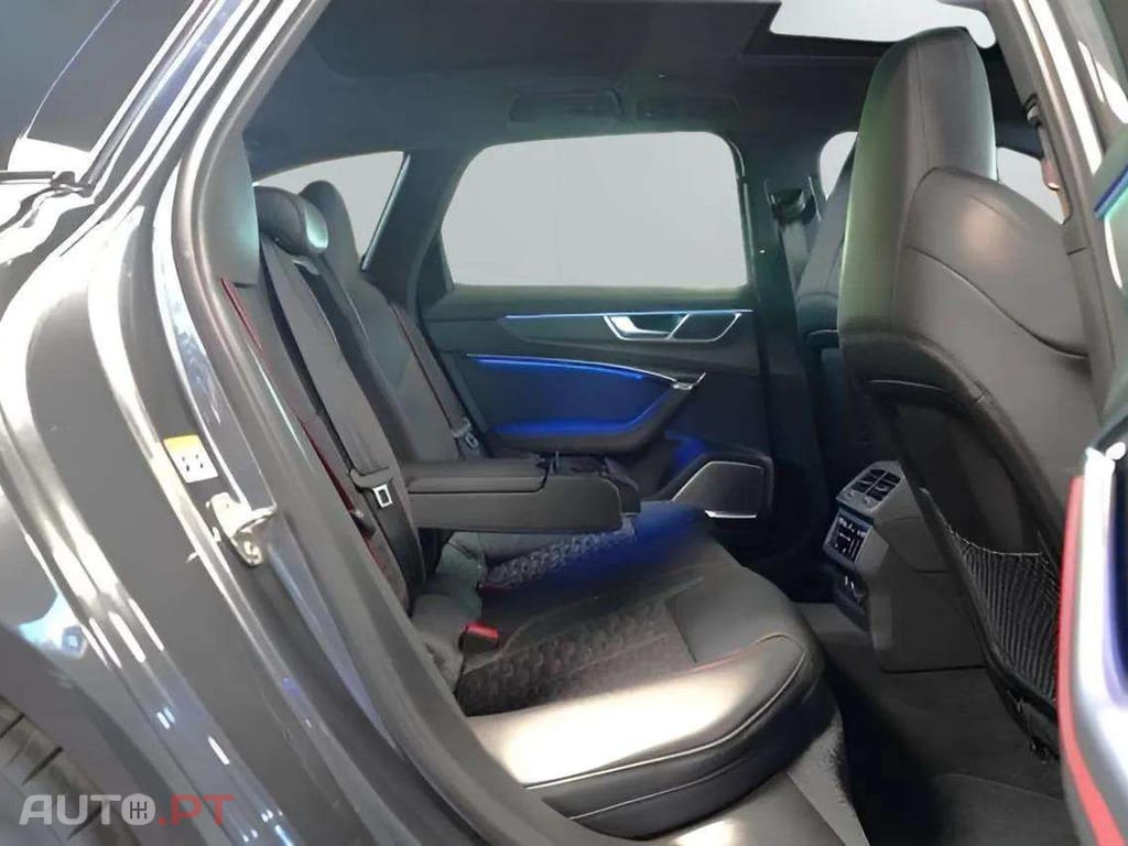 Audi RS6 Performance PANO AIR MATRIX HA STHZ