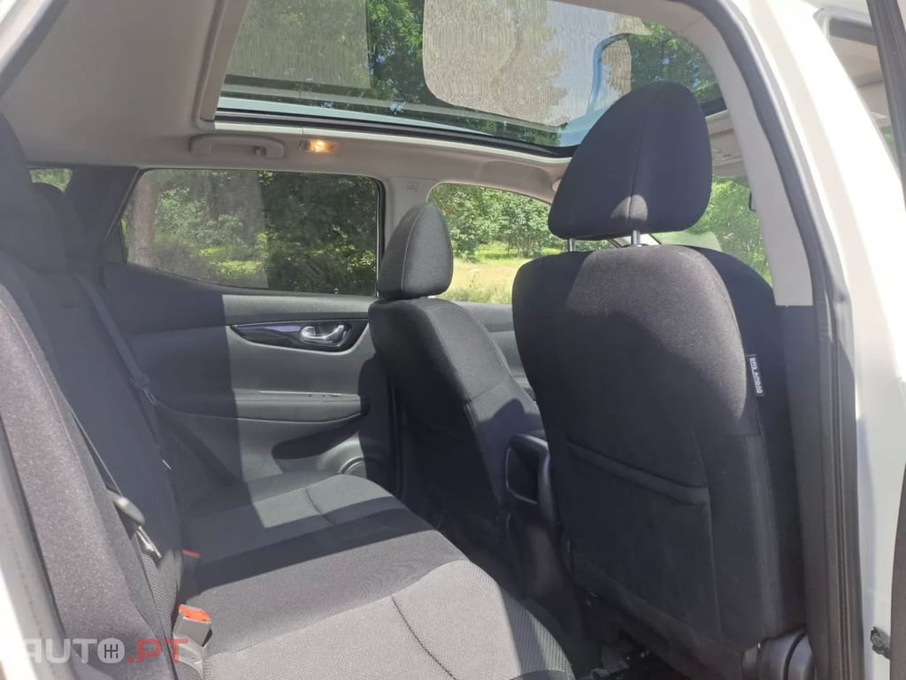 Nissan Qashqai 1.5 dCi N-Connecta