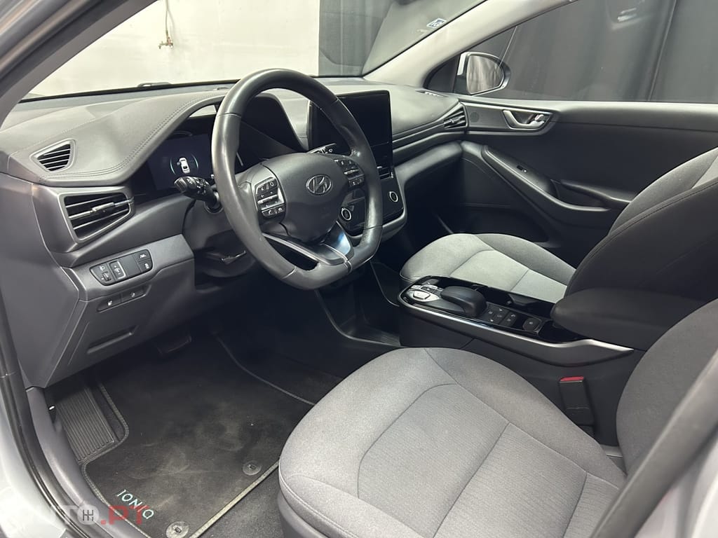 Hyundai Ioniq 38kWh
