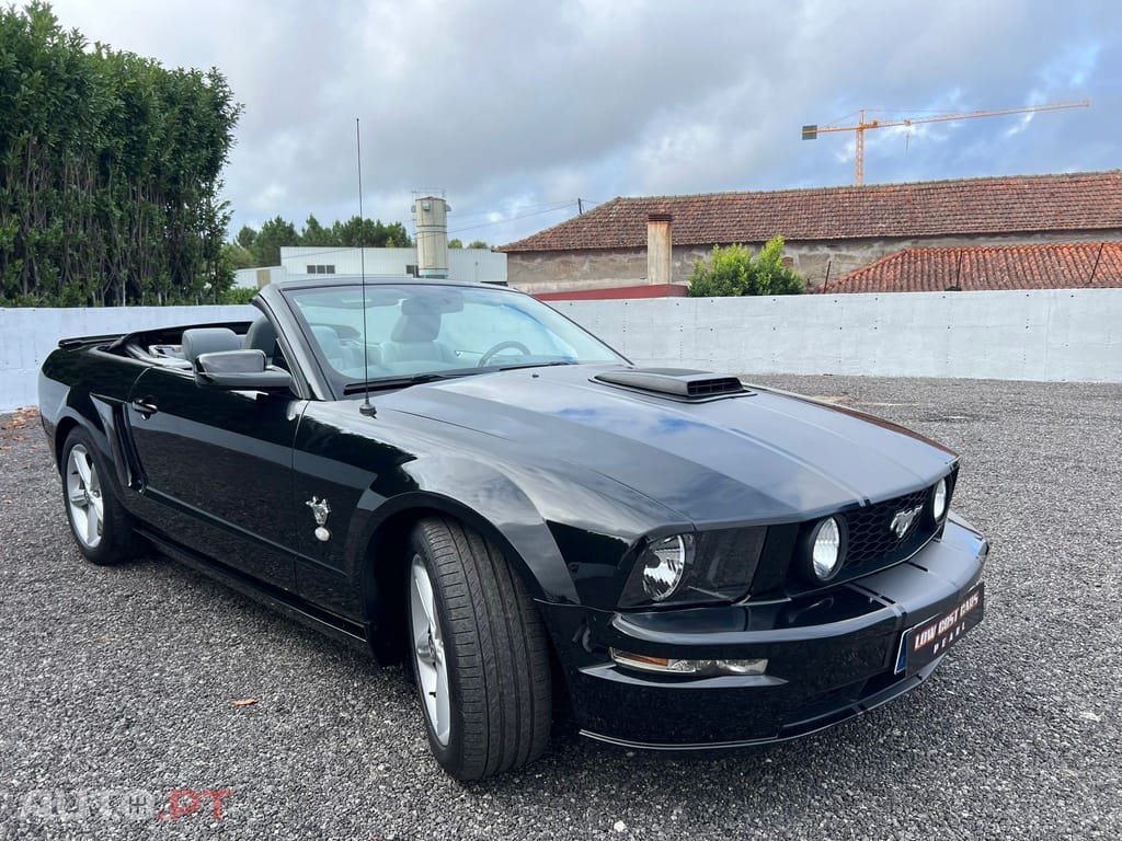 Ford Mustang CABRIO