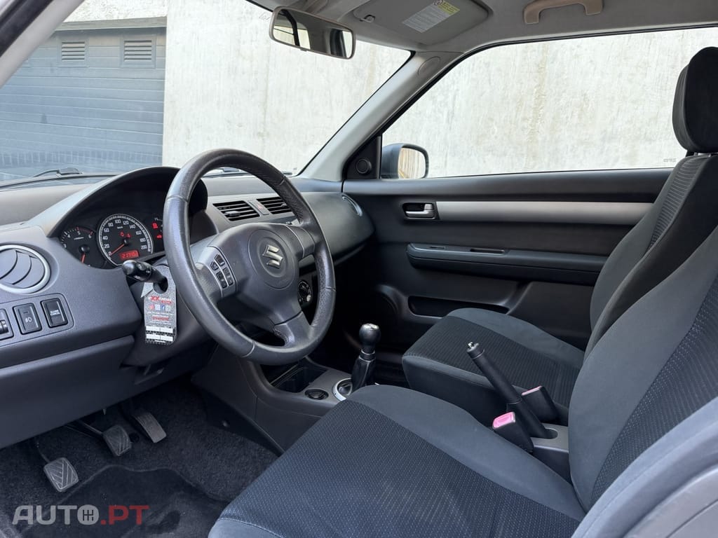 Suzuki Swift 1.3 DDiS GLX