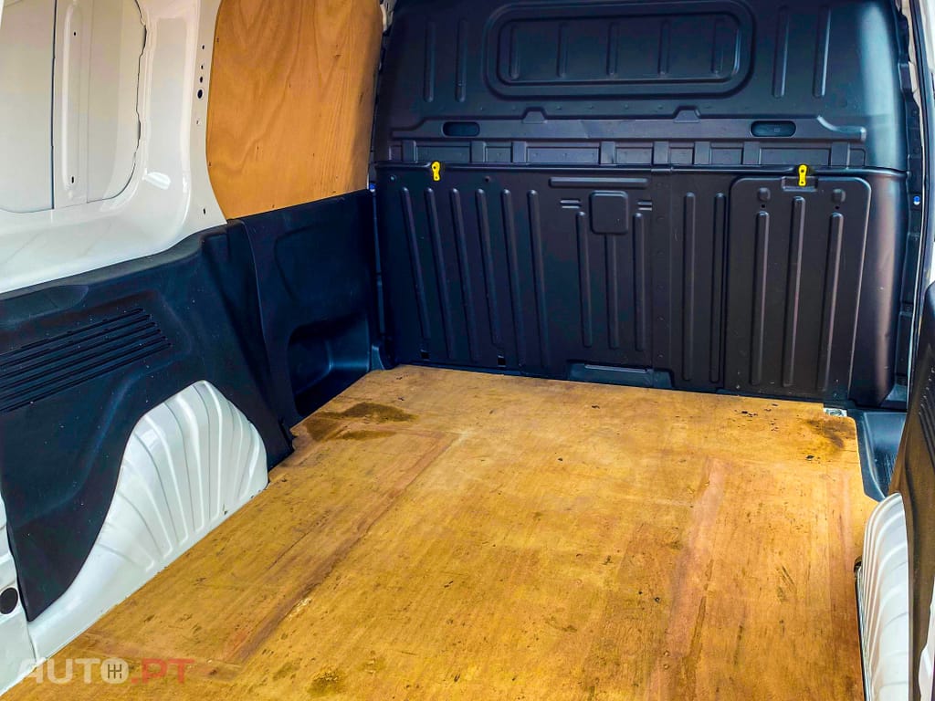 Citroen Berlingo 1.5 BlueHDi M Shine Pack