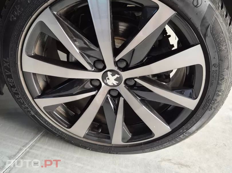 Peugeot 508 SW 1.6 Hybrid GT Line e-EAT8 — fotografia 16