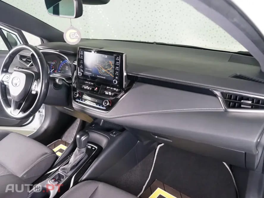 Toyota Corolla 1.8 Hybrid Active