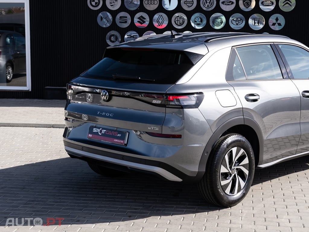Volkswagen T-Roc 1.5 eTSI Trend DSG