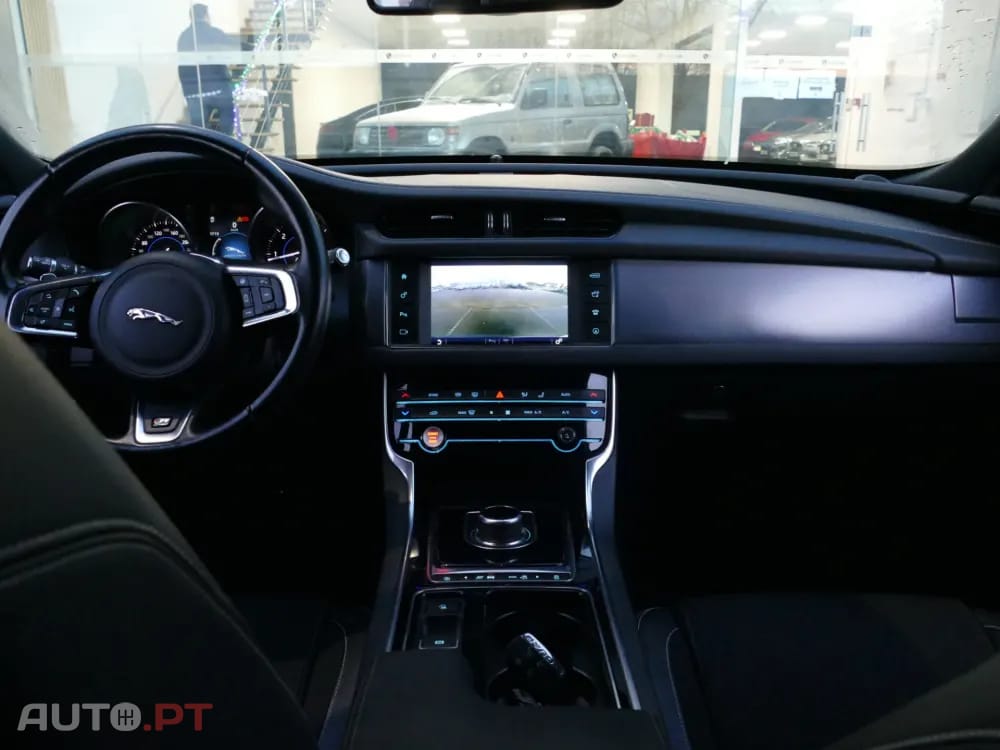 Jaguar XF 2.0 D R-Sport Aut.