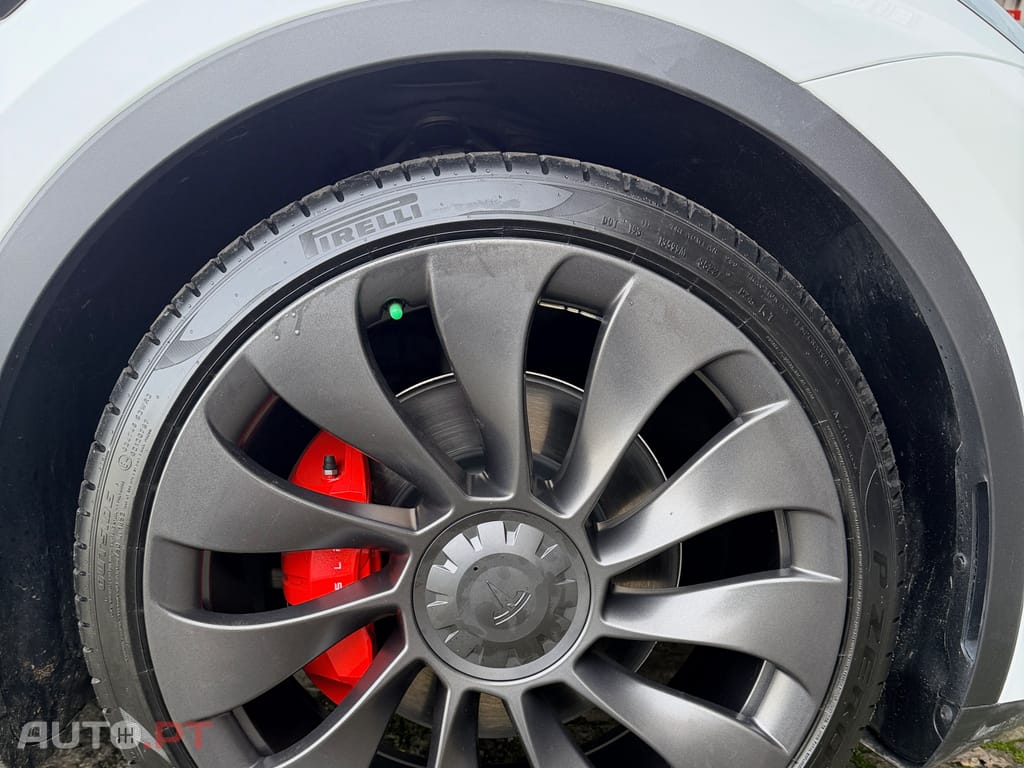 Tesla Model Y Tesla Model Y Performance Tração Integral