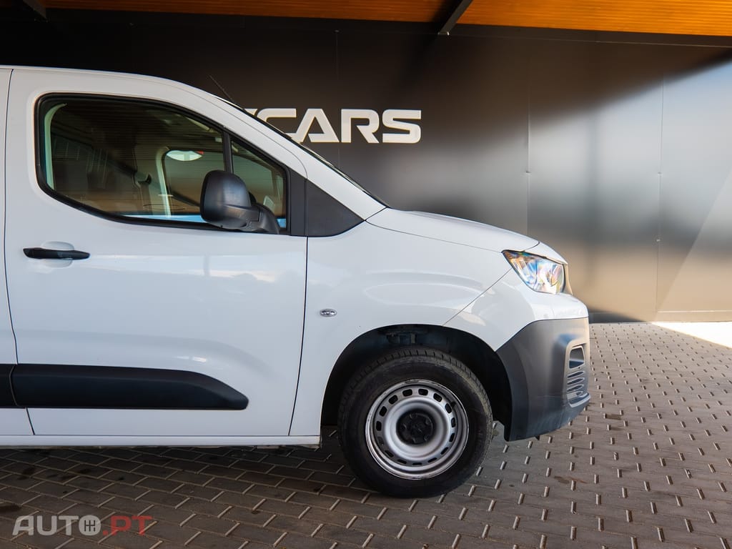 Peugeot Partner 1.5 BlueHDi Premium Standard