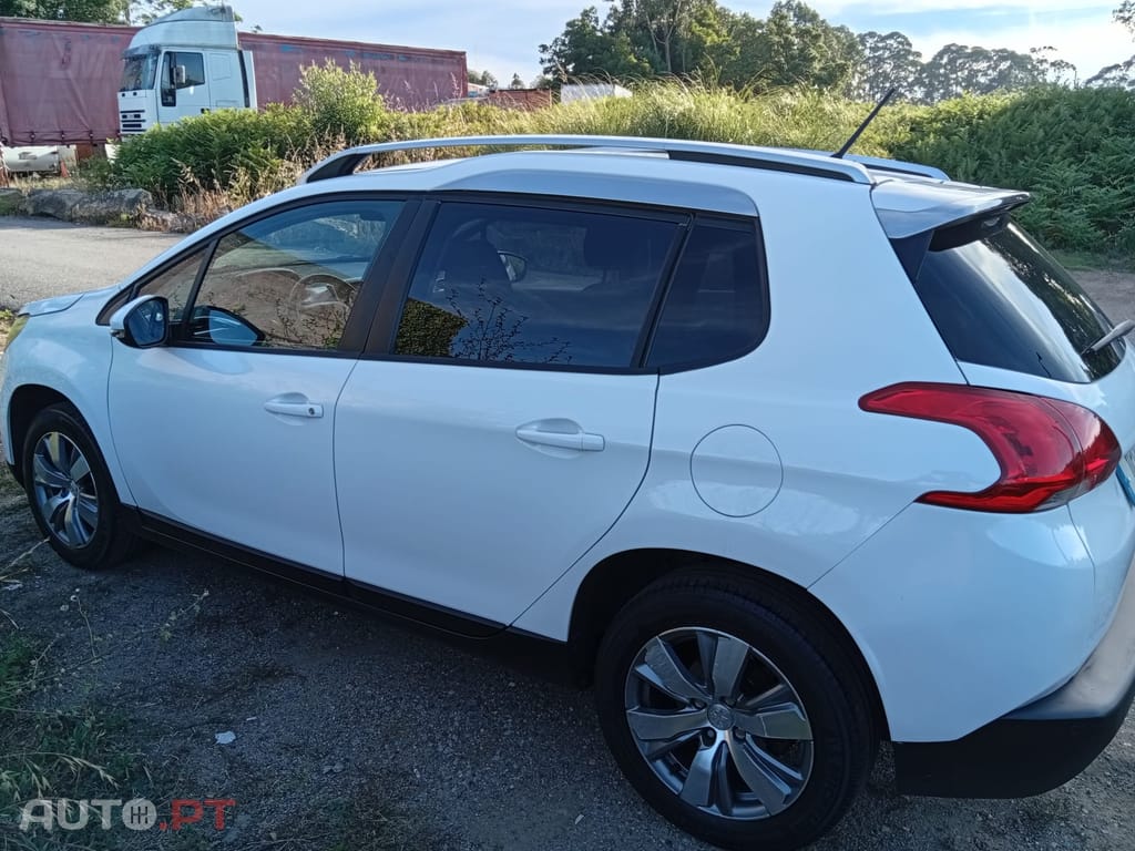 Peugeot 2008 HDi active sport