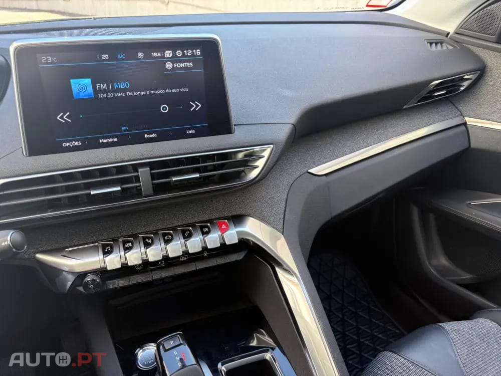 Peugeot 3008 1.2 PureTech Allure EAT8