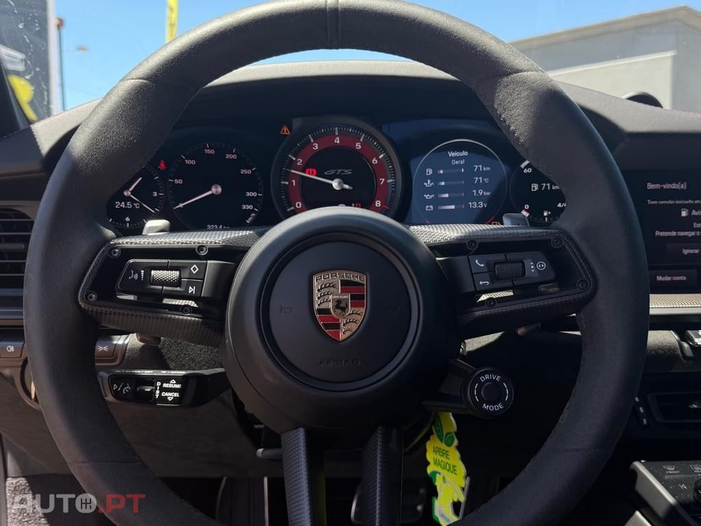 Porsche 911 Carrera 4 GTS PDK
