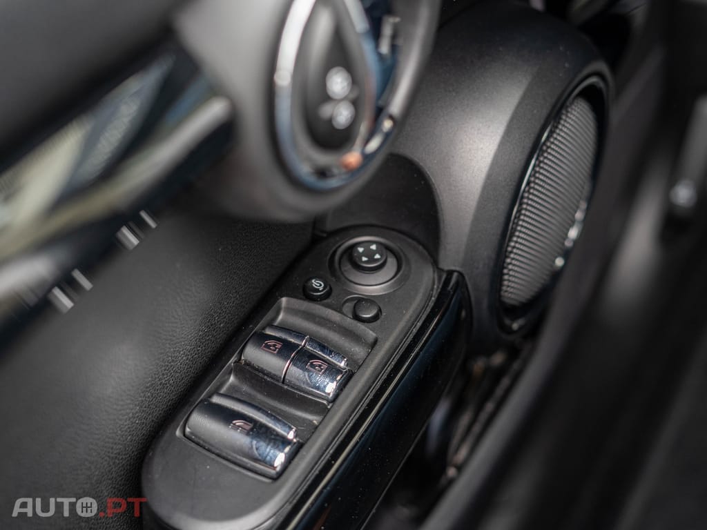 MINI Cabrio Cooper Premium Extra JCW Auto