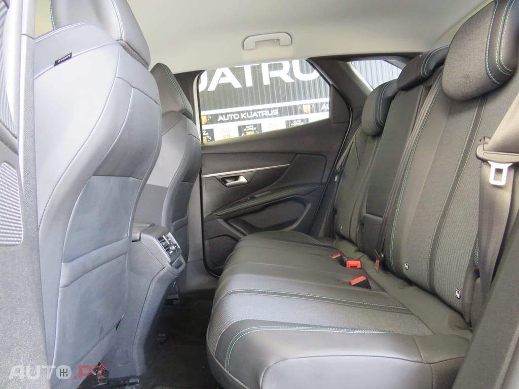 Peugeot 3008 1.5 BlueHDi Allure EAT8