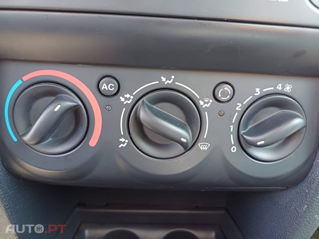 Renault Clio 1.2 16V Billabong