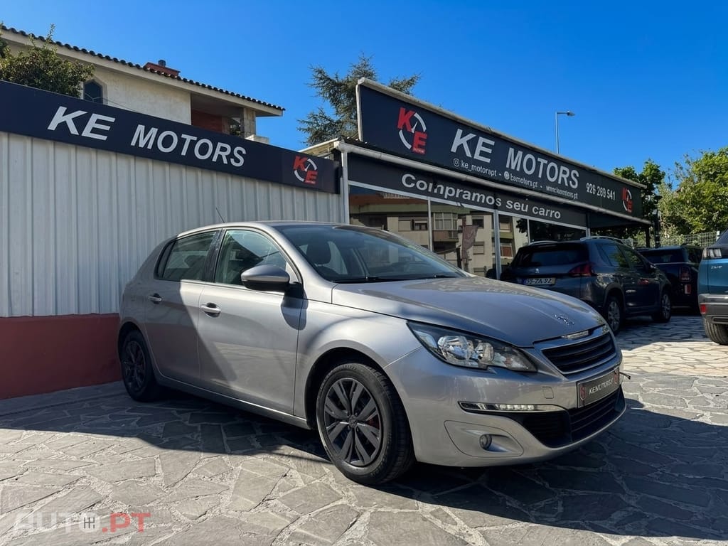 Peugeot 308 BlueHDi FAP 100 Stop & Start Access — fotografia 7