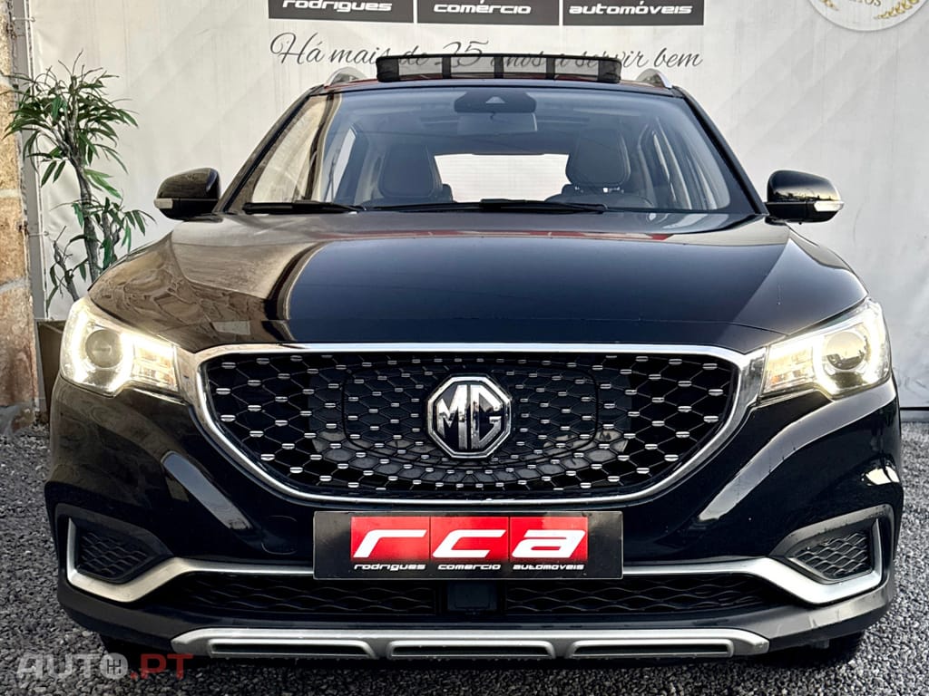 MG ZS EV 44.5 kWh Luxury  c/ IVA
