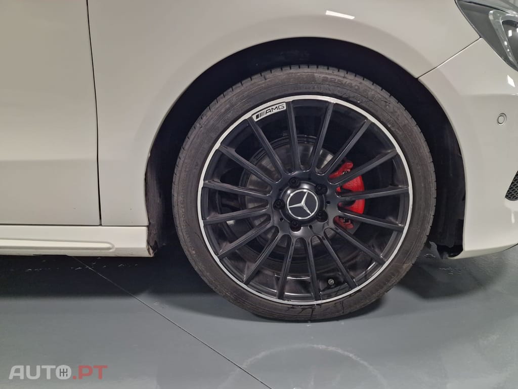 Mercedes-Benz A 180 D KIT AMG