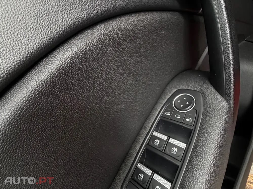 Renault Captur 1.0 TCe Exclusive