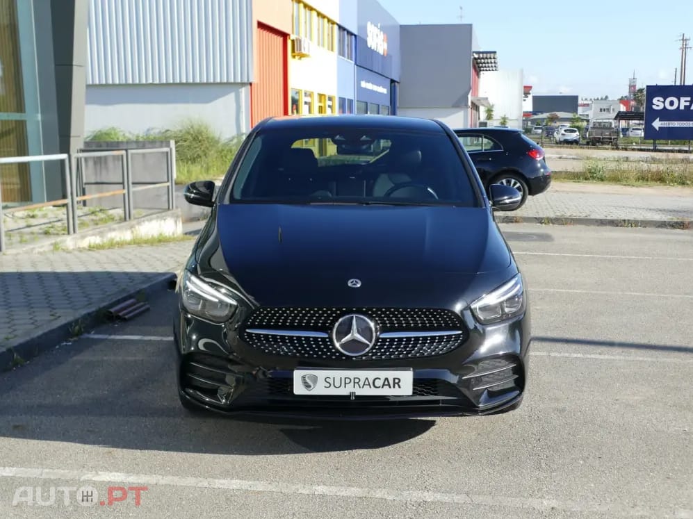 Mercedes-Benz B 250 e AMG Line