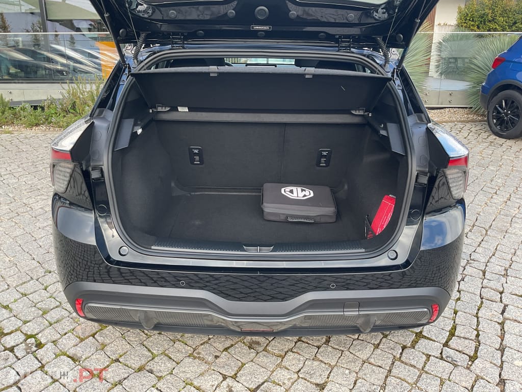 MG MG4 51 kWh Standard