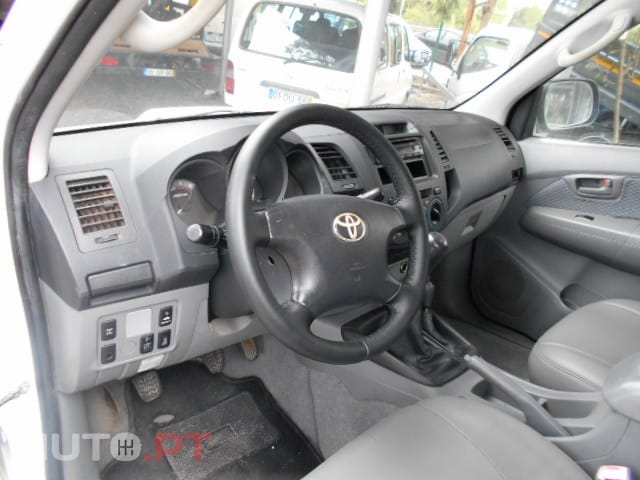 Toyota Hilux 2.5D-4D 4x4