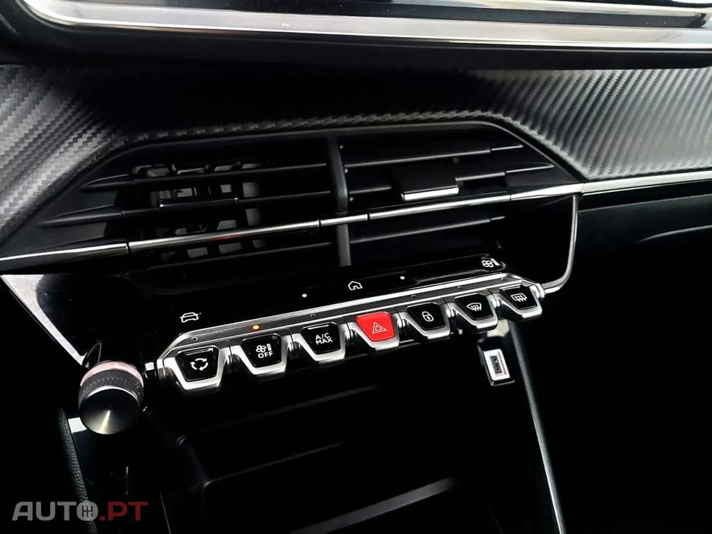 Peugeot 2008 1.2 PureTech Active Pack