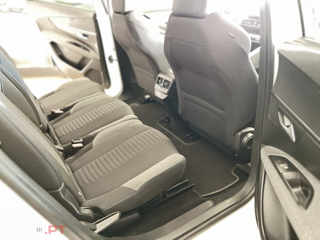 Peugeot 5008 1.2 PureTech Allure Pack EAT8