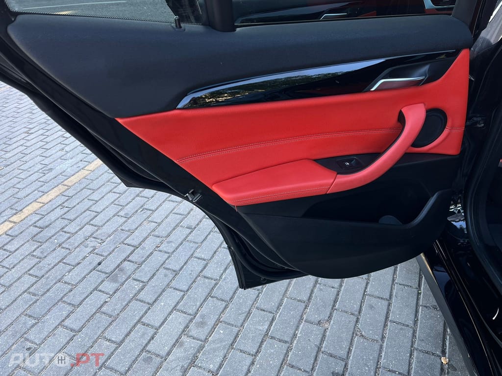 BMW X2 25 e xDrive X Pack M