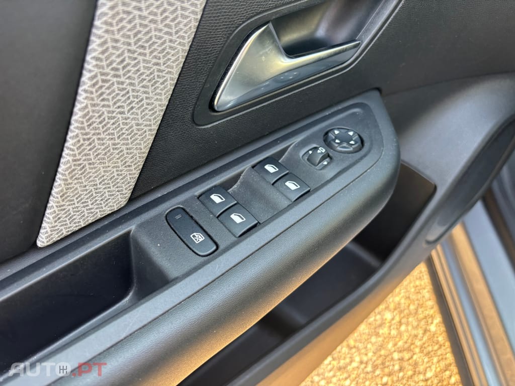 Citroen C4 BlueHDi 130 Stop&Start EAT8 MAX